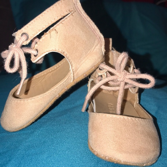 Baby shoe - Picture 2 of 4